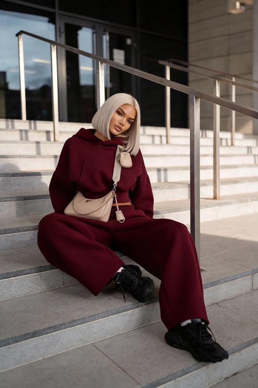komplet-damski-dresowy-oversize-bluza-z-kapturem-bordowy