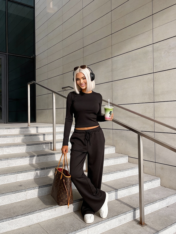 komplet-dresowy-damski-luzny-wiskoza-bezowy