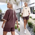 Komplet dresowy T-shirt Duo mocca-kokos