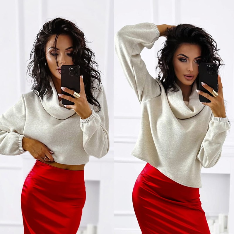 beżowy sweter