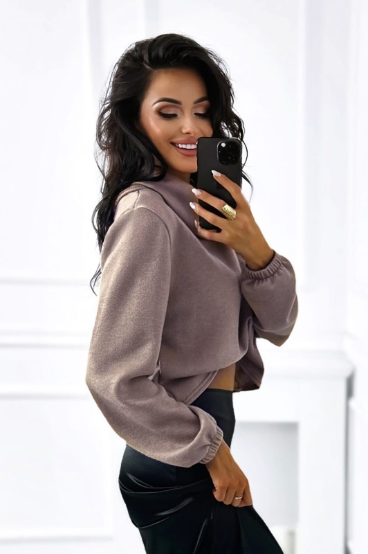 sweter z kominem cappucino