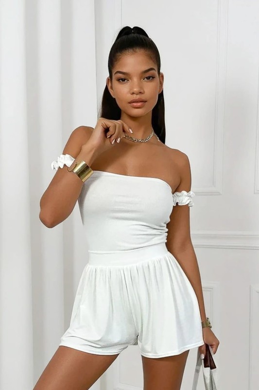 ecru top i krótkie spodenki z wiskozy