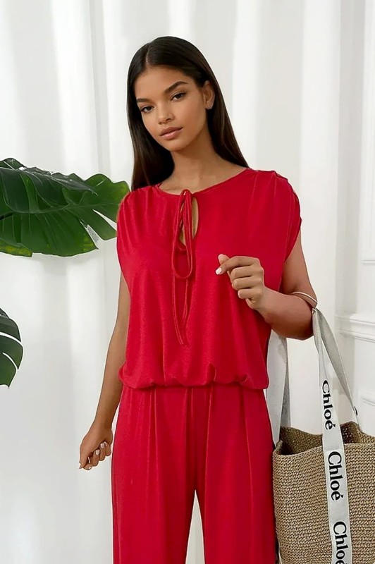 komplet z wiskozy czerwony