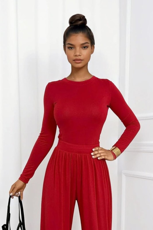 czerwony komplet z wiskozy spodnie i bluzka