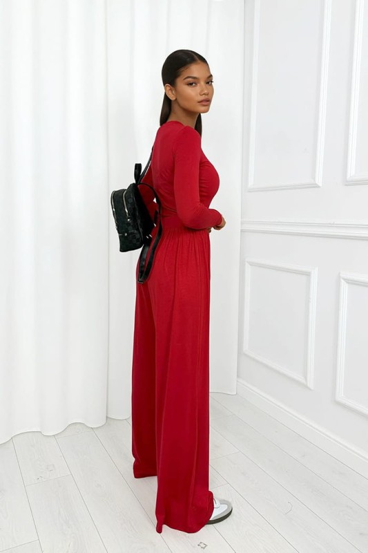 czerwony komplet z wiskozy spodnie i bluzka