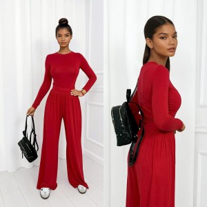 czerwony komplet z wiskozy spodnie i bluzka