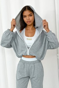 szary dres bluza i spodnie