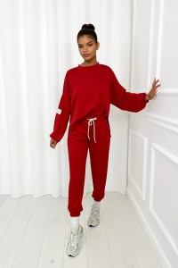 czerwony dres damski z masełka