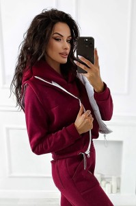 bordowy ocieplany dres z kamizelką