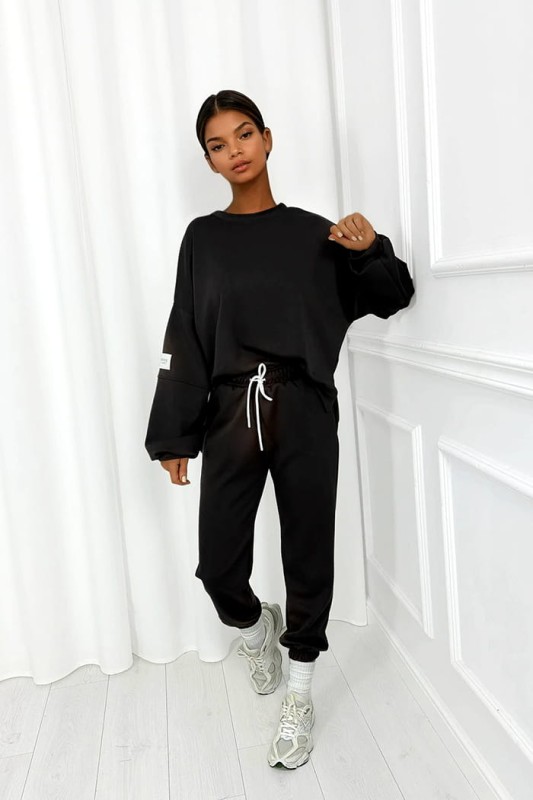 czarny dres z masełka