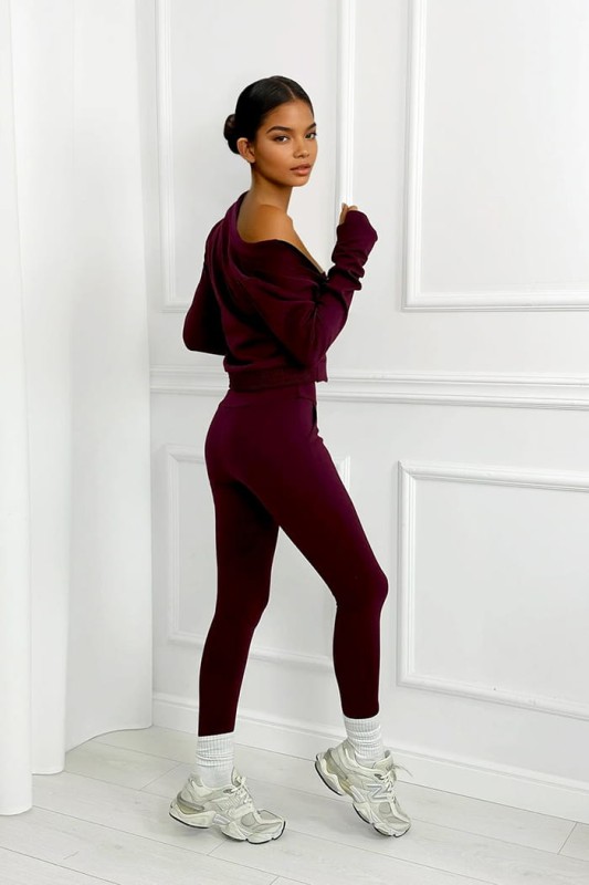bordowy komplet z masełka top, bluza, legginsy