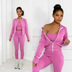 trzyczęściowy komplet różowy z masełka