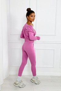 trzyczęściowy komplet różowy z masełka