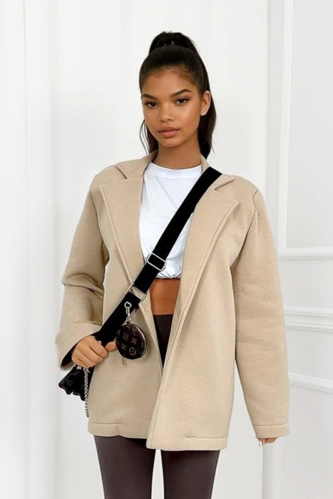 długa dresowa marynarka z bawelna bezowa