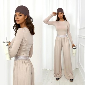 beżowy komplet z wiskozy