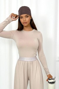 beżowy komplet z wiskozy