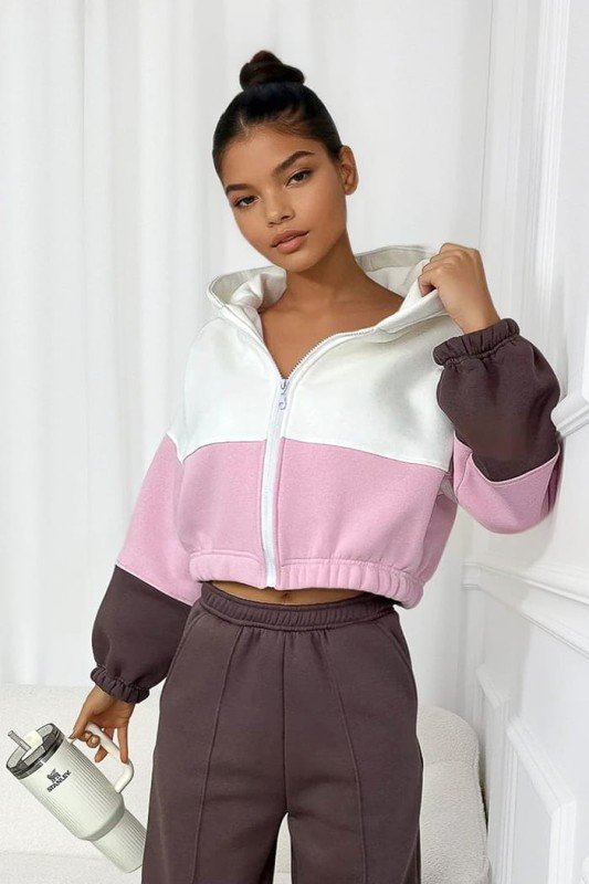 trzykolorowy dres
