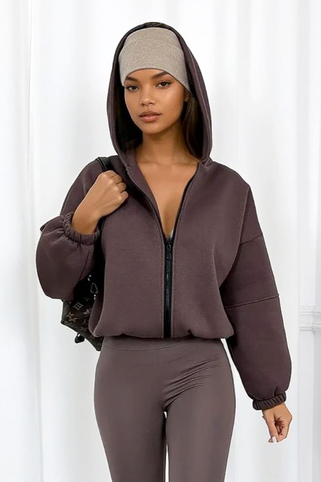 bluza-damska-oversize-rozpinana-z-kapturem-brazowa